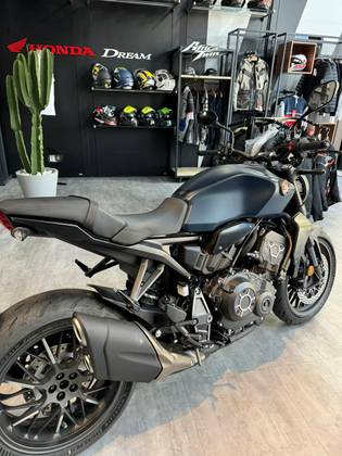 HONDA CB 1000R BLACK EDITION ABS 